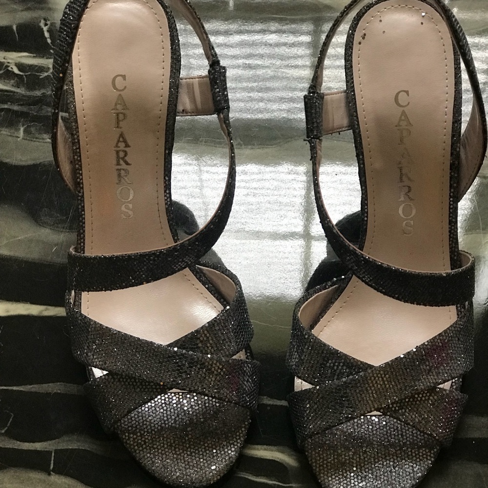 Dark Silver/Gray heels